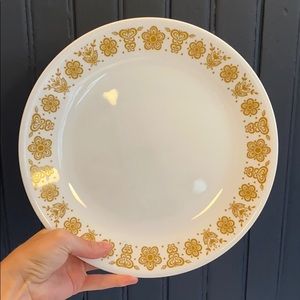 6 Vintage Correlle Dinner plates